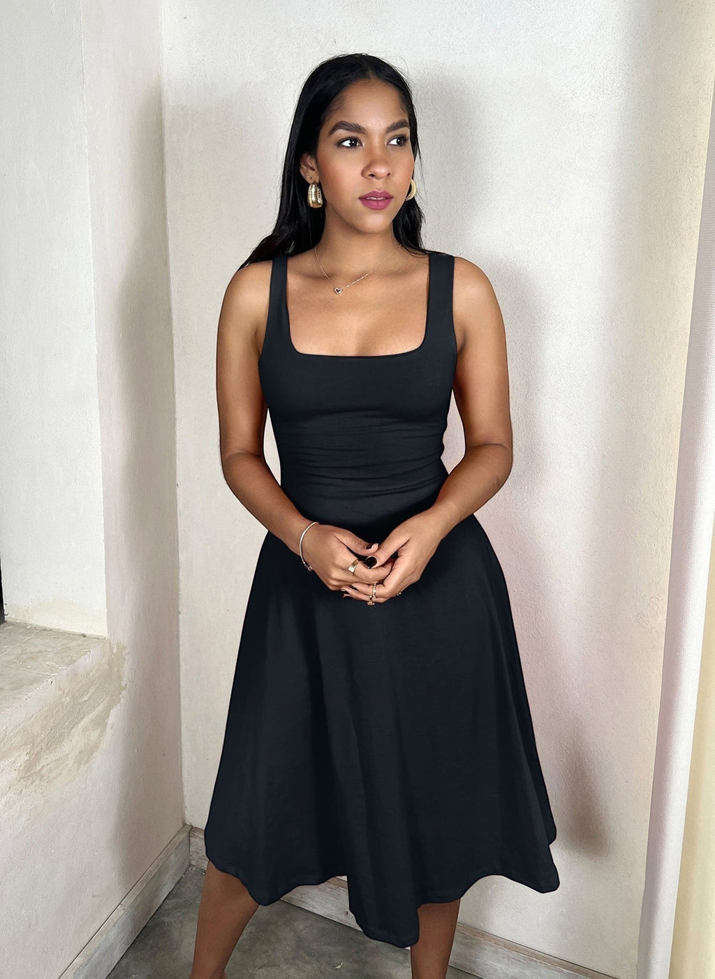 Squared Neckline A-Line Midi Dress - Black